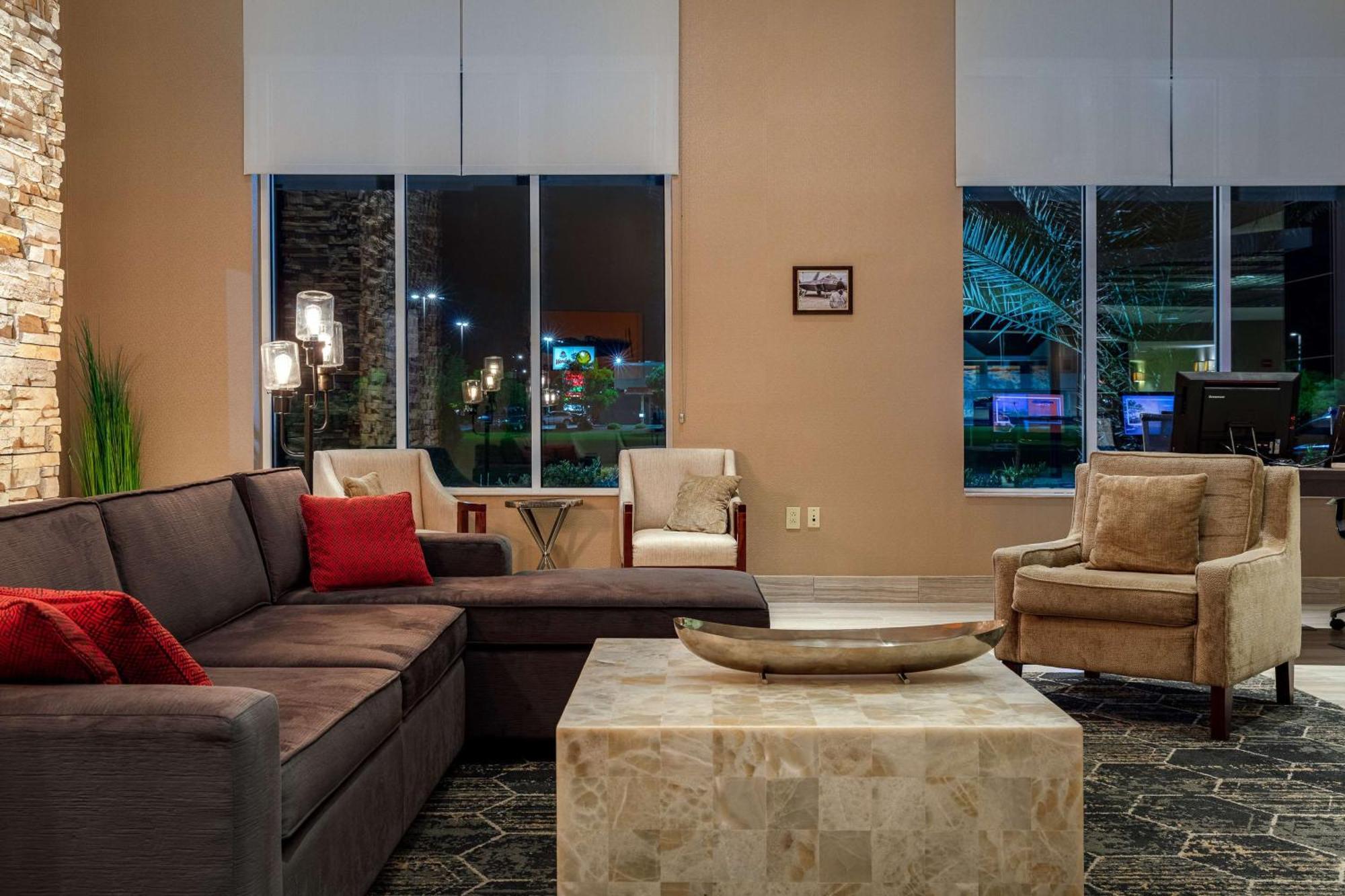 Doubletree By Hilton Hotel Savannah Airport Eksteriør billede