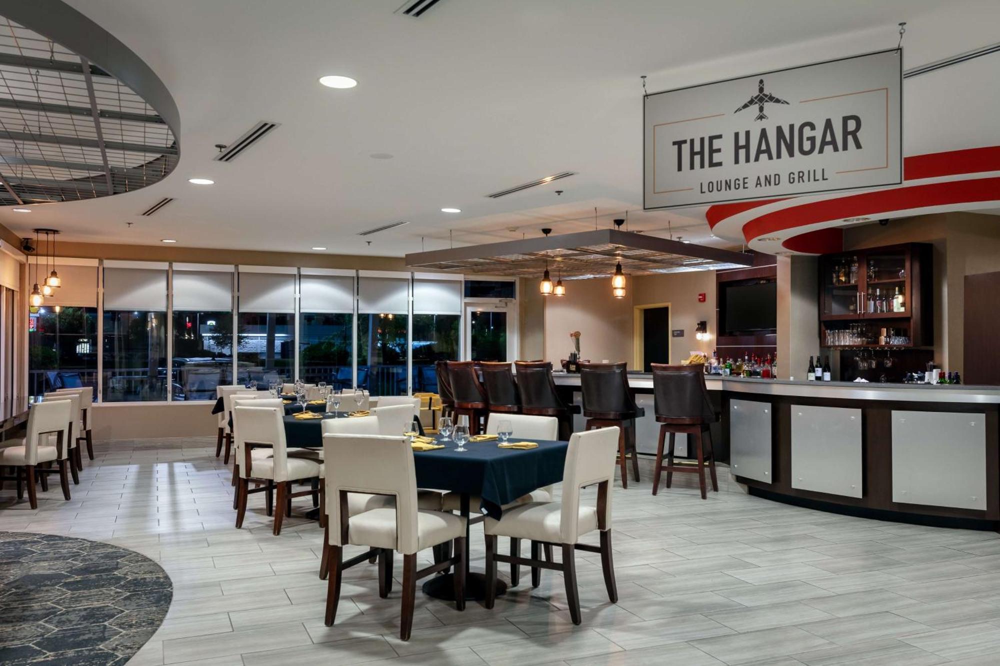 Doubletree By Hilton Hotel Savannah Airport Eksteriør billede